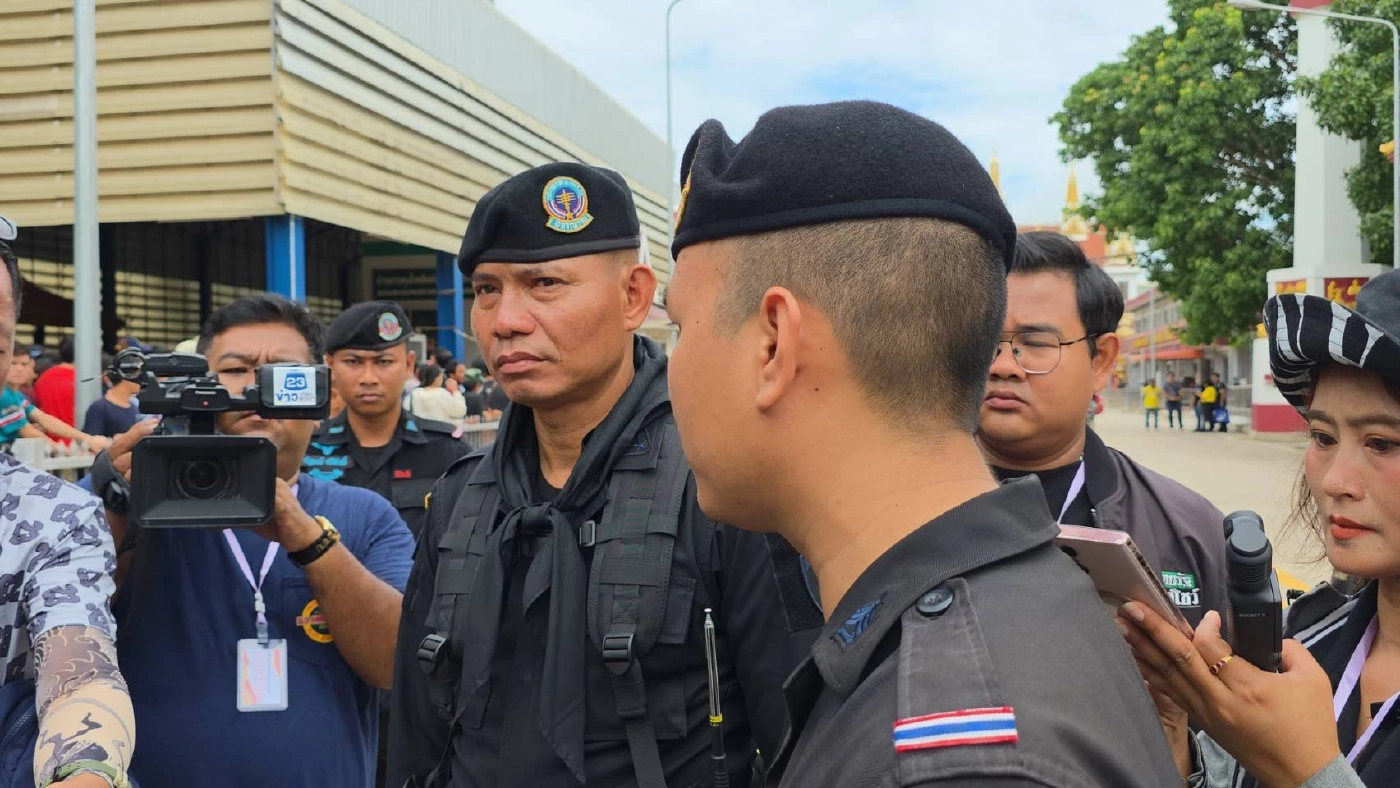 กองกำลังบูรพา ออกคำสั่งห้าม จยย. รถเข็น ผู้ค้า ผ่านด่านคลองลึก