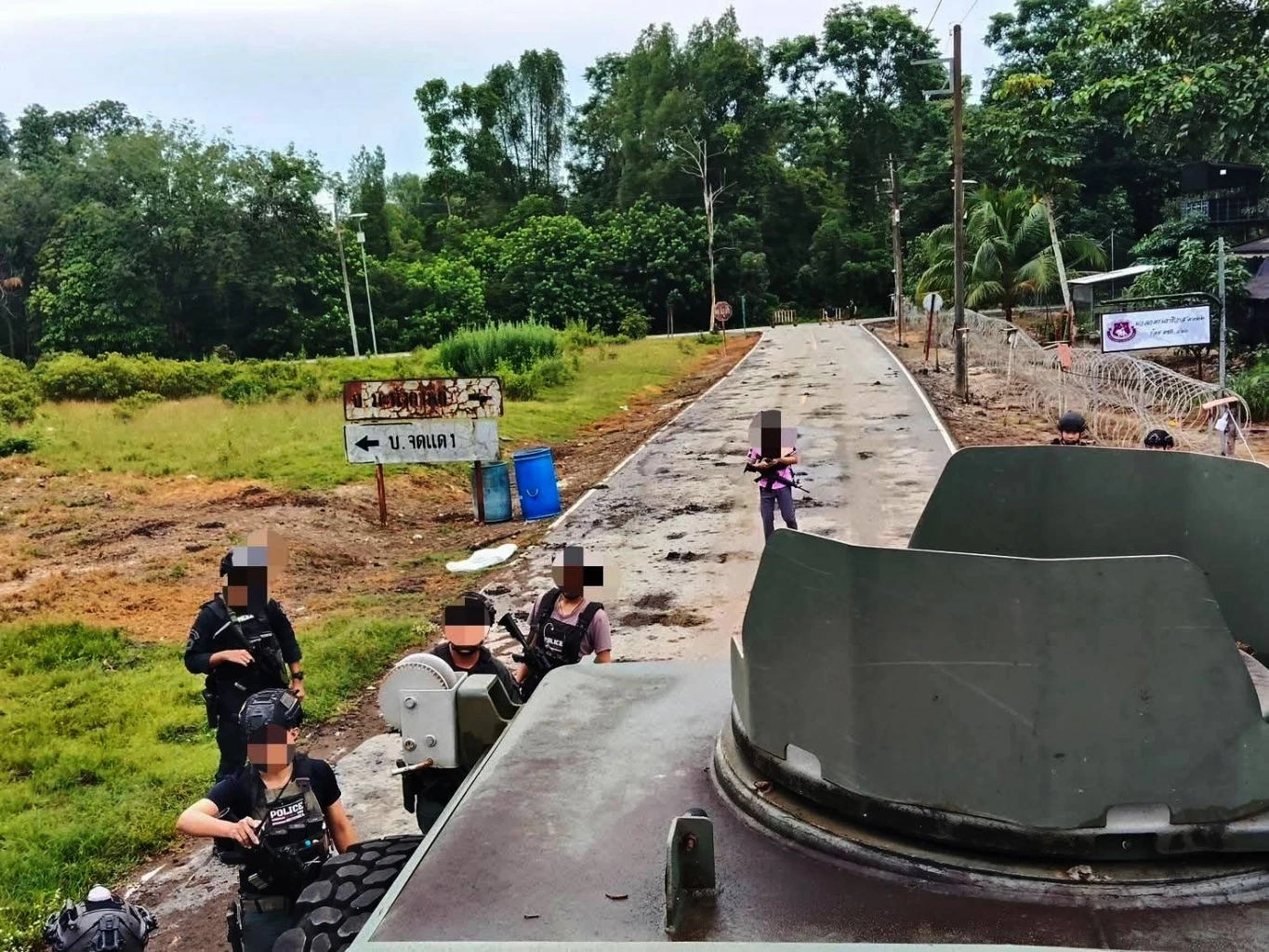 3 ตชด.นราธิวาส เหยียบ กับระเบิด ขาขาด 1 ราย คาดโจรใต้ลอบฝัง