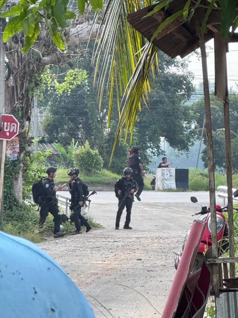 ป่วนใต้! คนร้ายลอบวางบอมบ์ จนท.อาสาฯ บาดเจ็บสาหัส 1 นาย