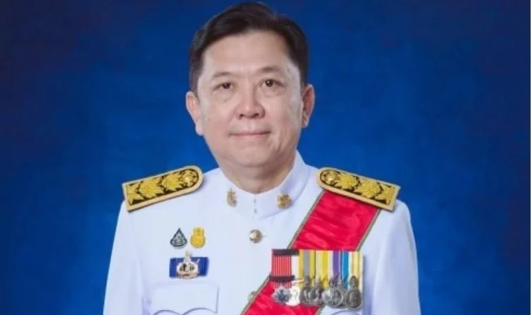 นายจตุพร บุรุษพัฒน์