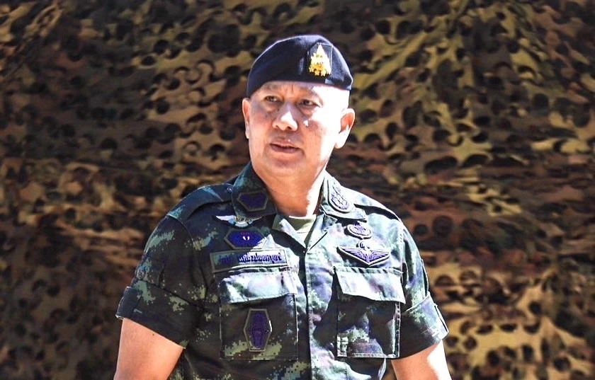 พล.อ.พนา แคล้วปลอดทุกข์ ผู้บัญชาการทหารบก