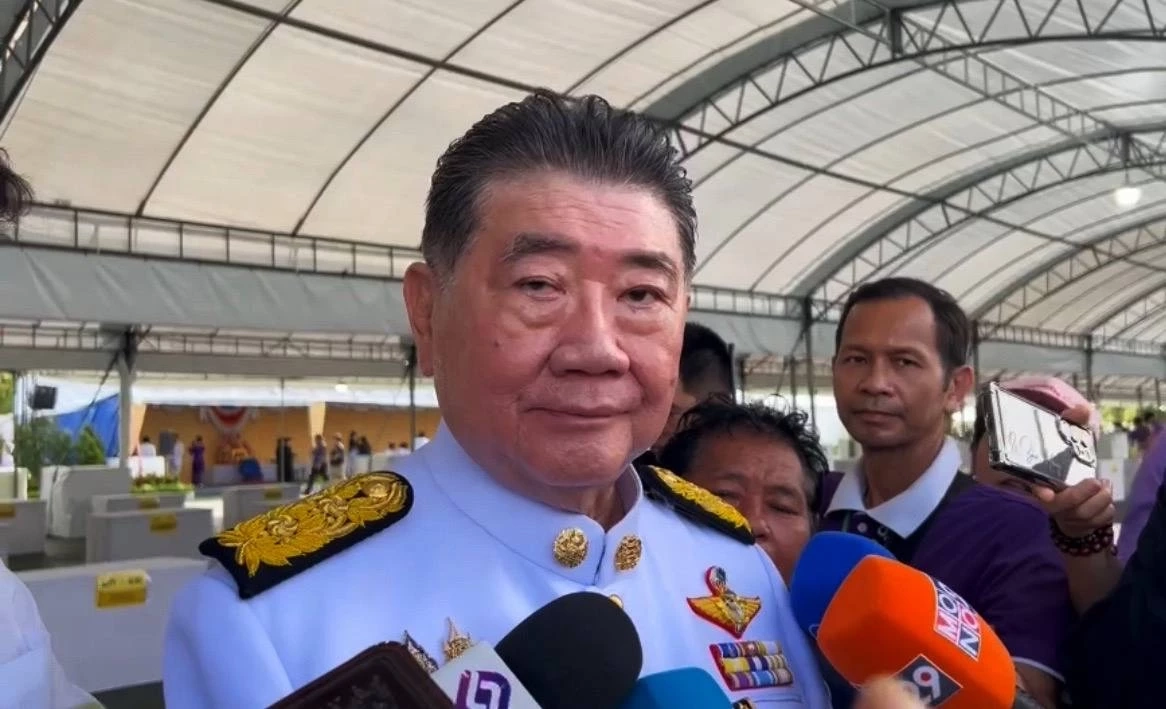 "ภูมิธรรม" ย้ำยึดสันติวิธีเจรจา "ไทย-กัมพูชา" ไม่ใช้อารมณ์ - ลั่น! สงครามเป็นหนทางสุดท้าย