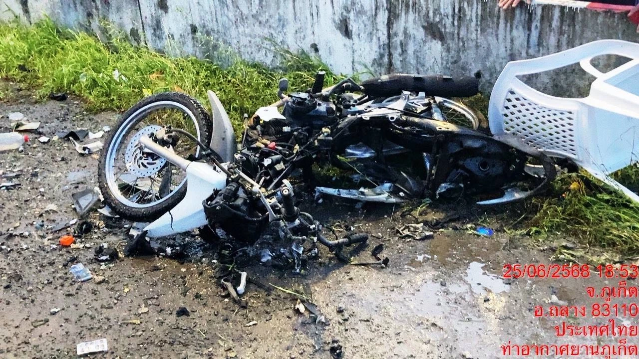 "ภูมิธรรม" วอน อย่าโยงเหตุลอบ "วางระเบิดสนามบินภูเก็ต" กับการ "ระเบิดใต้"