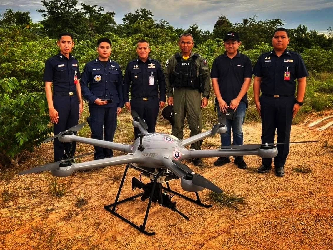 "ทอ." โชว์ "โดรนติดอาวุธ" ร่วมภารกิจ "ลาดตระเวนป้องกันฐานบิน"