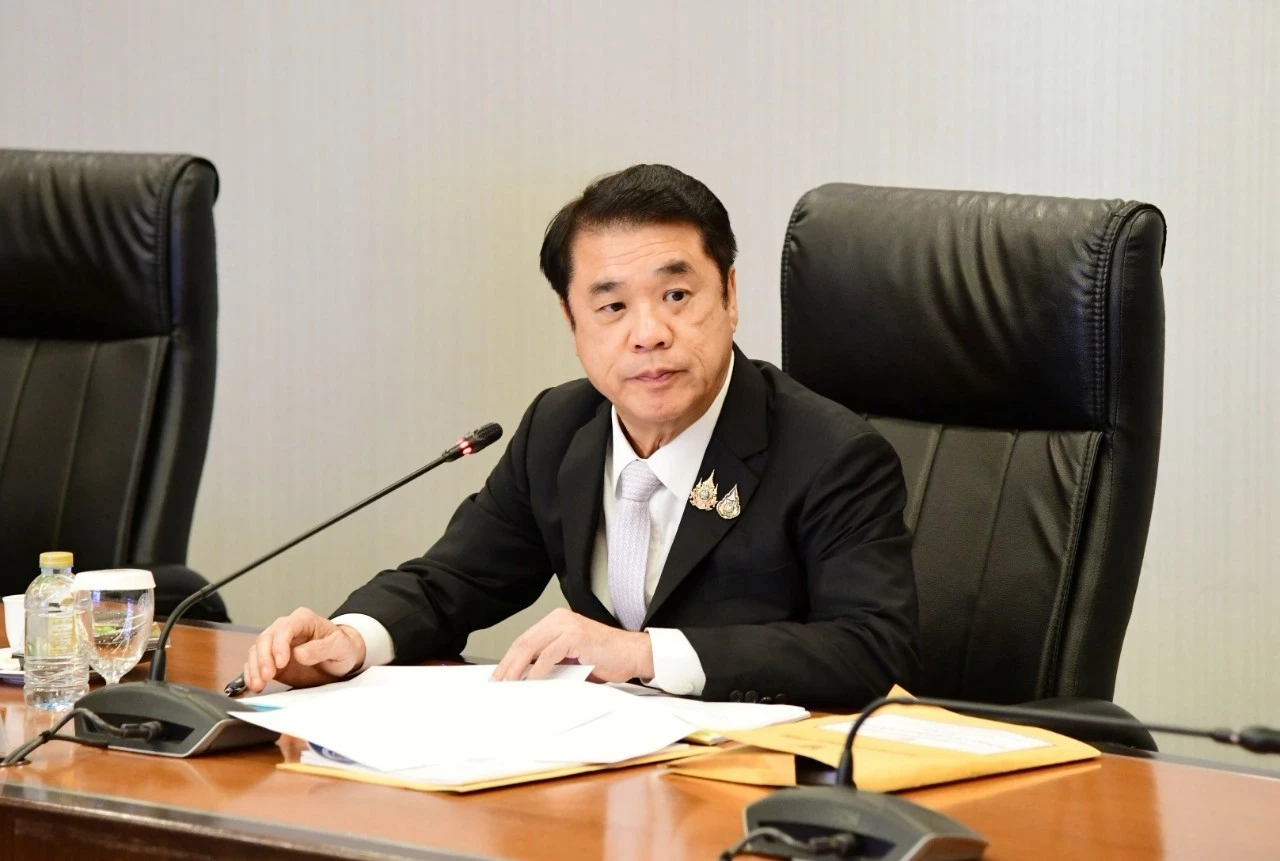 นายสุริยะ จึงรุ่งเรืองกิจ รองนายกรัฐมนตรีและรัฐมนตรีว่าการกระทรวงคมนาคม