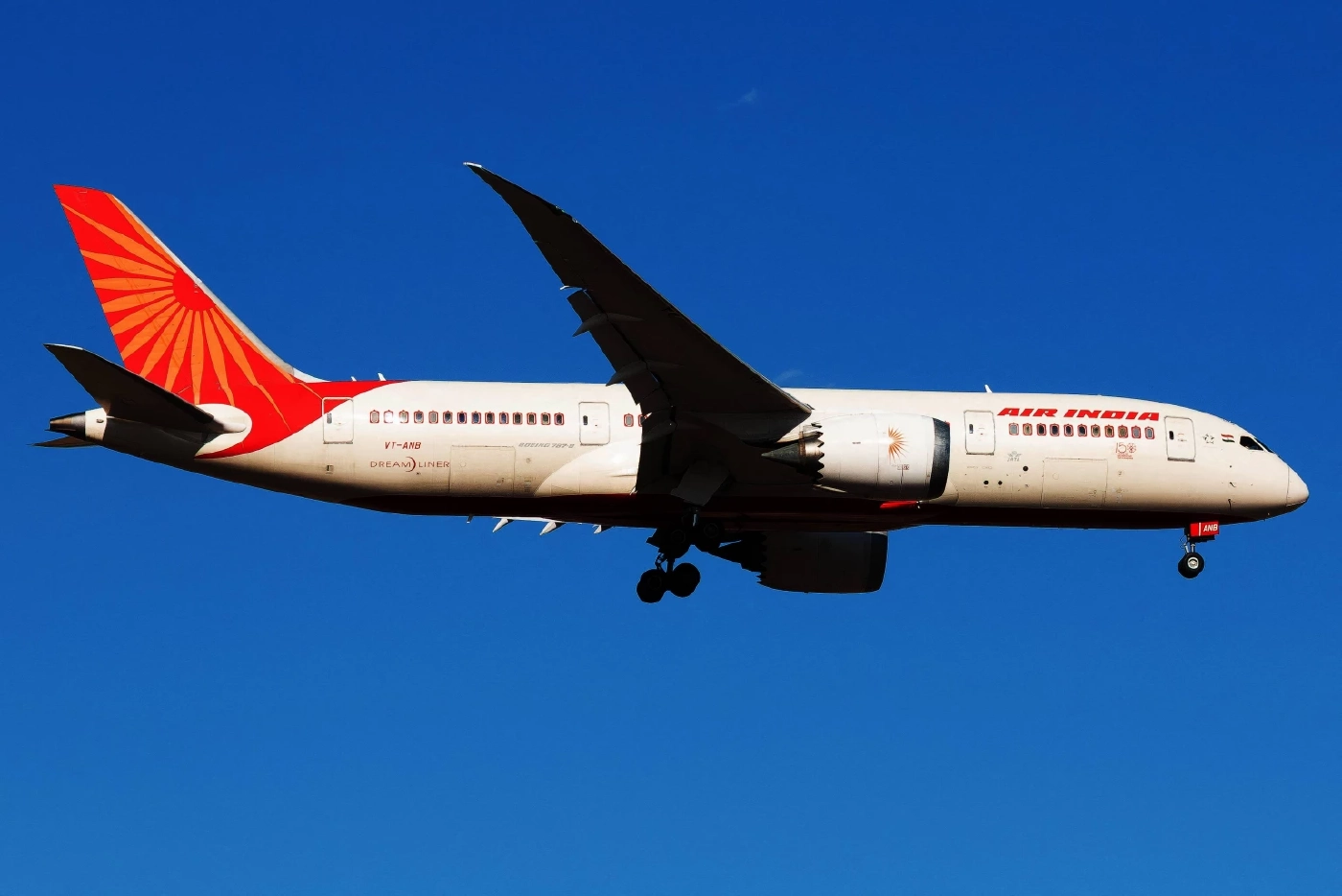 ขนลุกซู่! "เจมส์ เรืองศักดิ์" เผย ผู้รอดชีวิต "เครื่องบินอินเดียตก" นั่งเลขที่เดียวกับผม