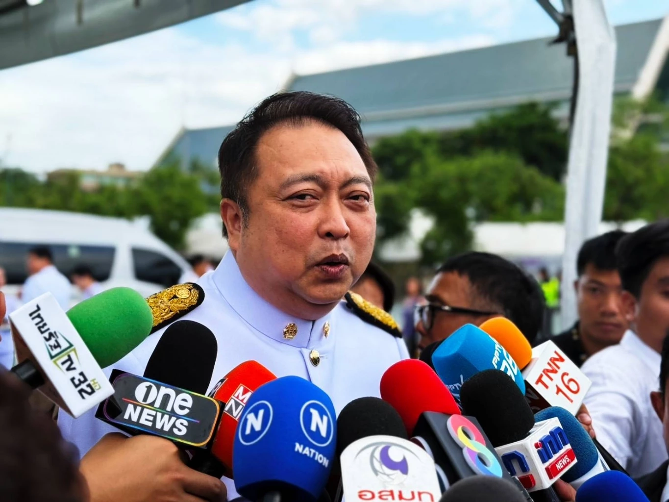 "สุชาติ" รับคุยกลุ่มเพื่อน สส. จริง ลั่นภารกิจสิ้นสุด ตั้งแต่ผู้มีพระคุณไม่อยู่แล้ว