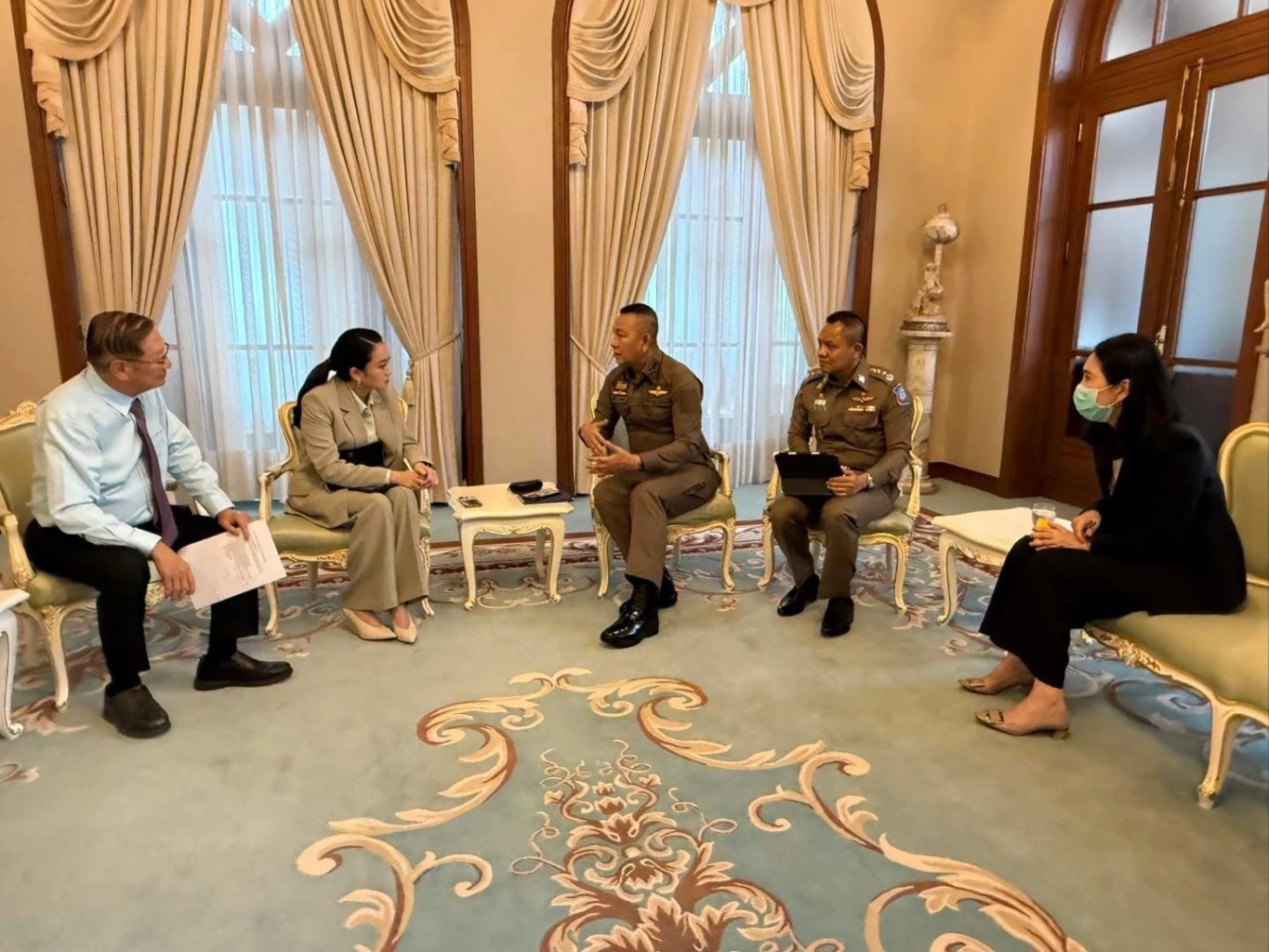 "นายกฯ" เรียก "ผบ.ตร." ตามคืบหน้าเหตุวางบึ้ม "ภูเก็ต - พังงา" ขอให้มั่นใจรัฐบาล