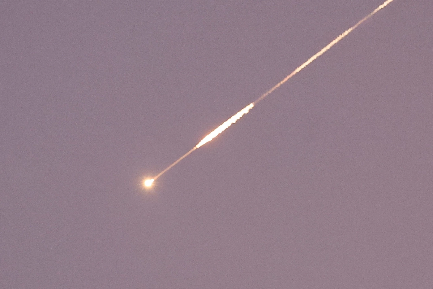 "อิหร่าน" อ่อนแอแต่ต้องรักษาหน้า แสร้งทำเป็นว่าตนเองแข็งแกร่ง