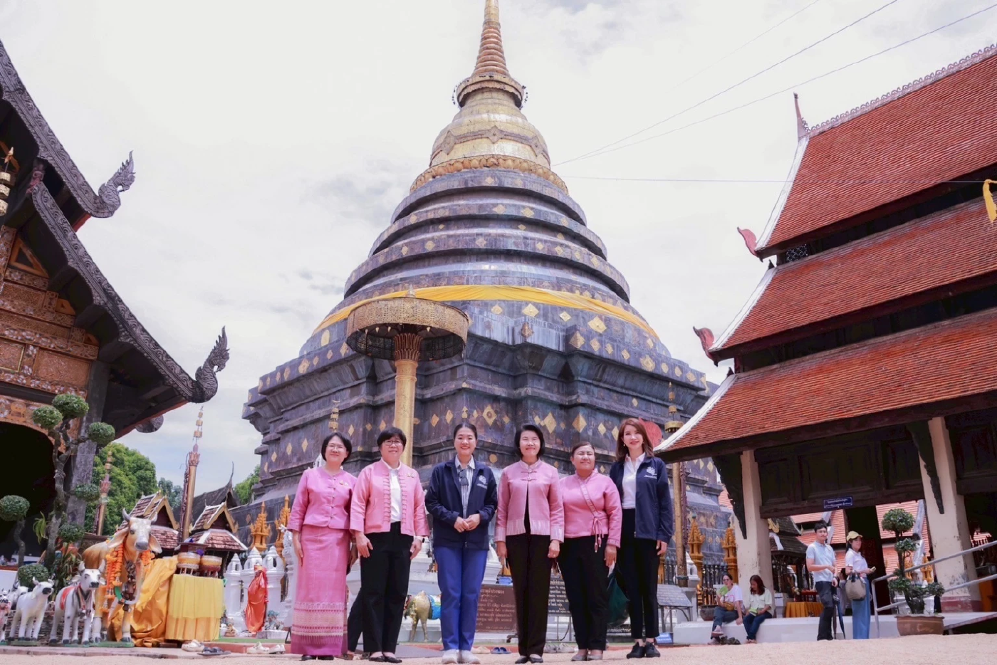 “ธีรรัตน์” หนุนท่องเที่ยวลำปาง ชู “ผ้าสีครั่ง-ลายละกอนไส้หมู”