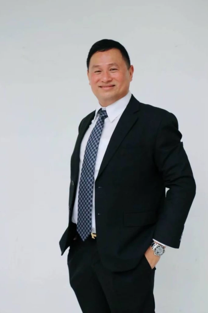 ดร.หิมาลัย ผิวพรรณ ผู้อำนวยการพรรครวมไทยสร้างชาติ 