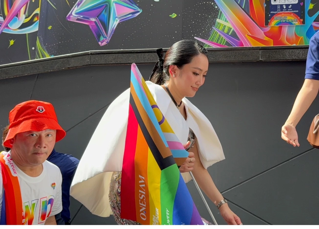 "นายกฯอิ๊งค์" ร่วมเดินขบวนสีรุ้งสุดยิ่งใหญ่กลางสยาม