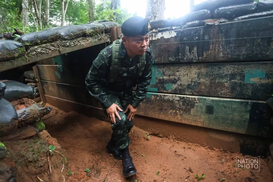 "มทภ.2" ตรวจเยี่ยมให้กำลังใจทหารประจำฐาน "ปราสาทตาเมือนธม"