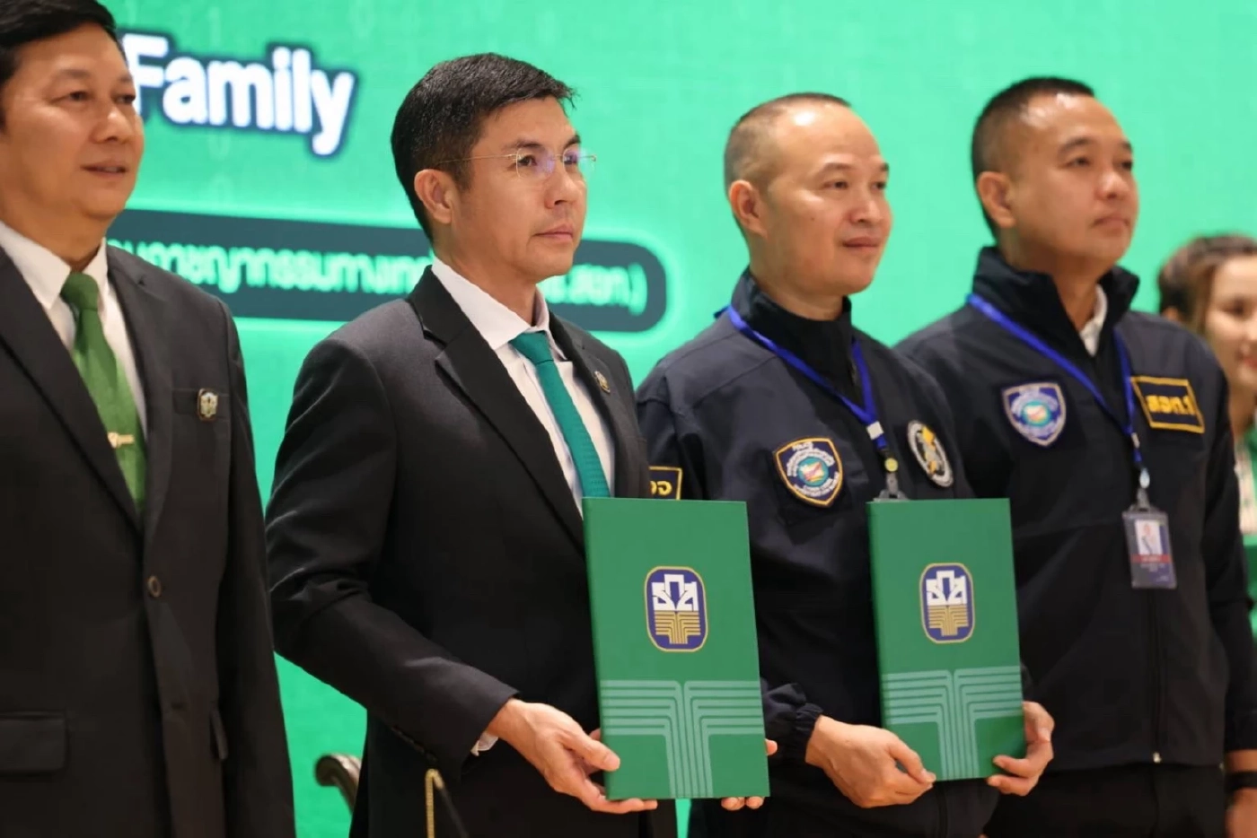 ธ.ก.ส. เปิดตัวฟีเจอร์ใหม่ บริการแจ้งเตือนภัยมิจฉาชีพผ่าน LINE