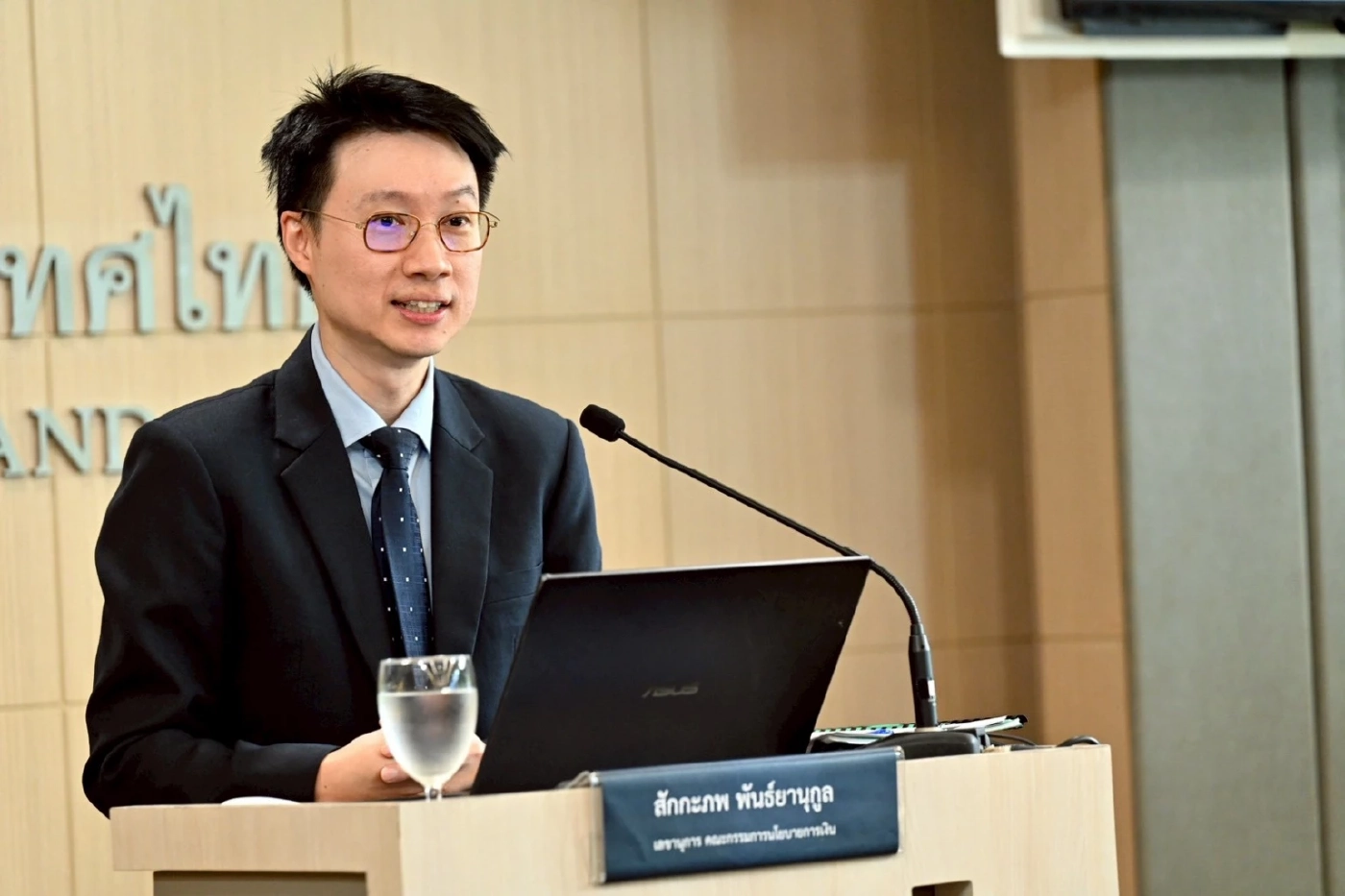 กนง. มีมติ 6 ต่อ 1 เสียง ให้คงดอกเบี้ยนโยบายที่ 1.75% ต่อปี