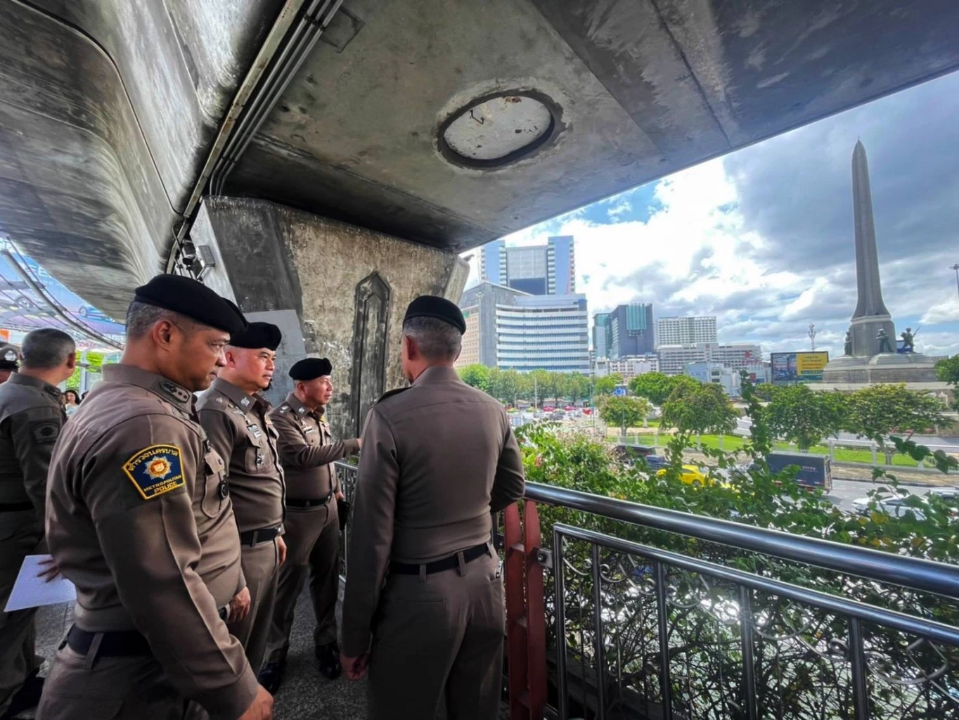 "ผบก.น.1" ลงพื้นที่ดูจุดจัดการชุมนุม 28 มิ.ย. ที่อนุสาวรีย์ชัยสมรภูมิ วางมาตรการดูแลความปลอดภัยเข้ม