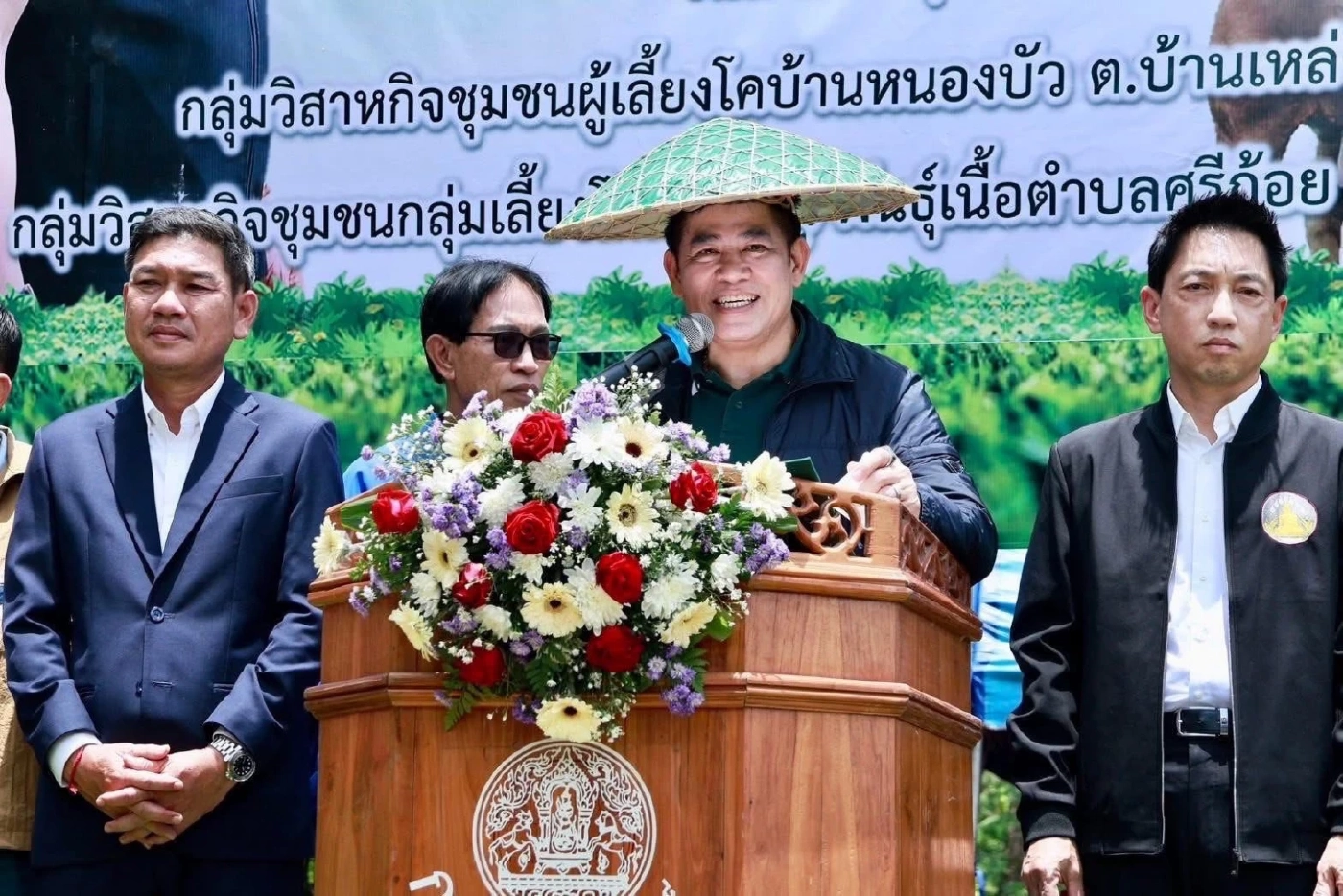 ร้อยเอก ธรรมนัส พรหมเผ่า สมาชิกสภาผู้แทนราษฎร จังหวัดพะเยา เขต 1 พรรคกล้าธรรม 