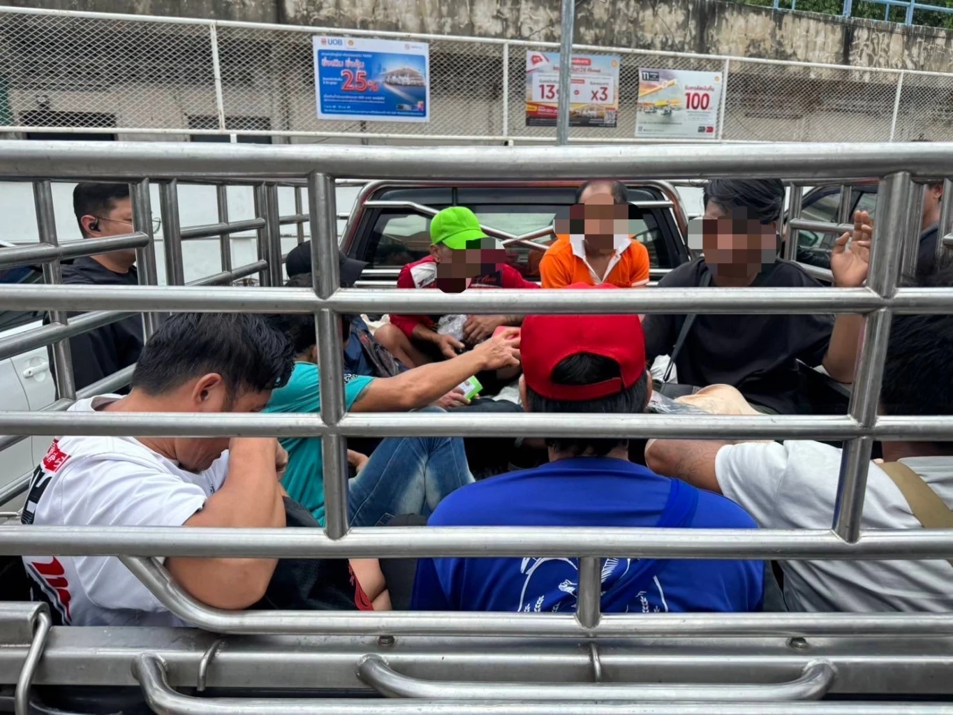 ด่วน ตร.พบกลุ่มคนต่างด้าวต้องสงสัย 8 ราย ใกล้เคียงพื้นที่ชุมนุม