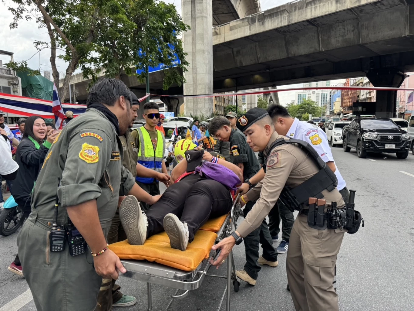 ผบช.น.ขอบคุณตำรวจ 2,500 นาย ปฏิบัติหน้าที่ดูแลผู้ชุมนุม
