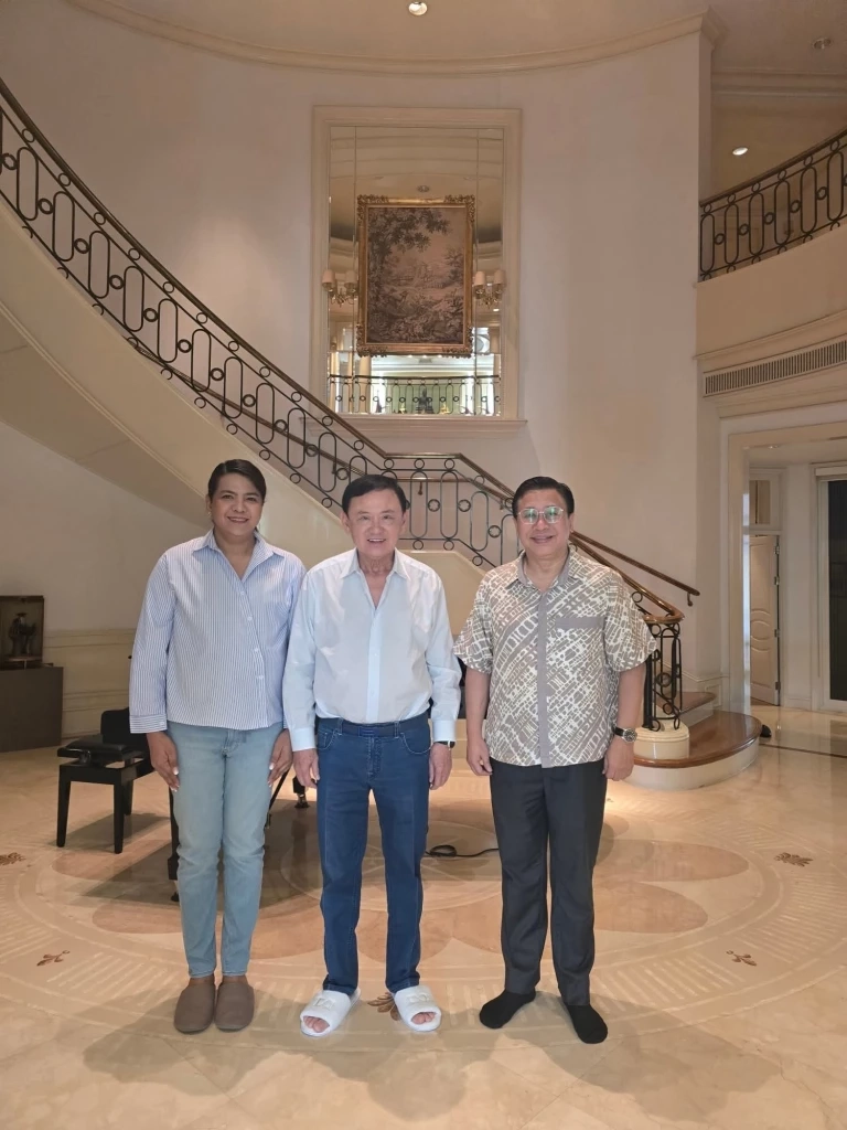 จักรภพ เพ็ญแข อดีตรมต.สำนักนายกฯ เข้าพบ ทักษิณ ชินวัตร เมื่อวันที่ 21 มิ.ย. 68 