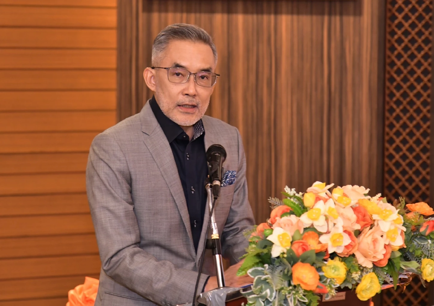 นิติวัชร์อัยการ จัดสัมมนา “รู้ว่าหลอก จะได้ไม่โดน "คอลเซ็นเตอร์"