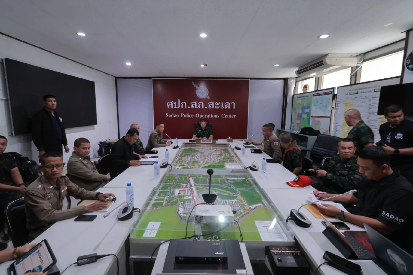 "มทภ.4" ลงพื้นที่ตรวจสอบ "โดรน" ต้องสงสัยฝังดิน คาดเตรียม "ก่อเหตุ-ขนสิ่งผิดกฎหมาย"