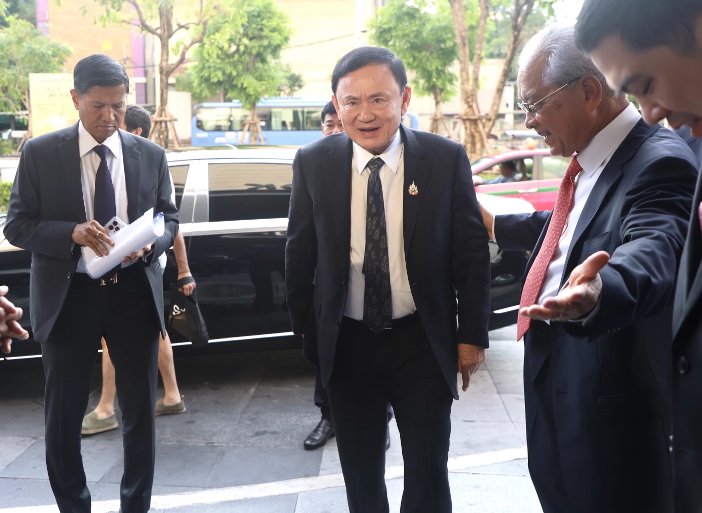 ทักษิณ ชินวัตร อดีตนายกรัฐมนตรี