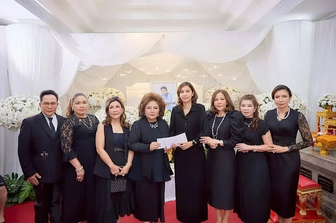 คนบันเทิง แห่ร่วมอาลัย "ไพโรจน์ สังวริบุตร" อดีตพระเอกดัง