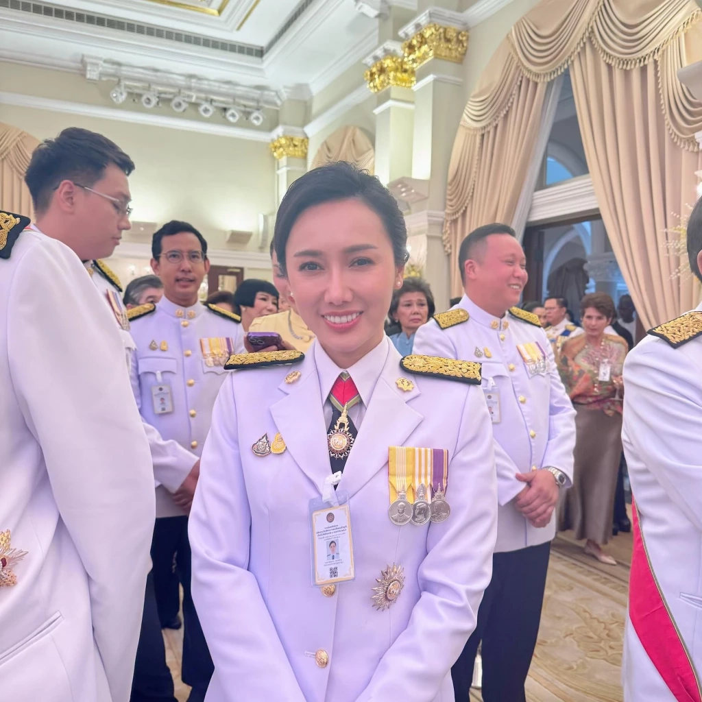 น.ส.ลิณธิภรณ์ วริณวัชรโรจน์ 