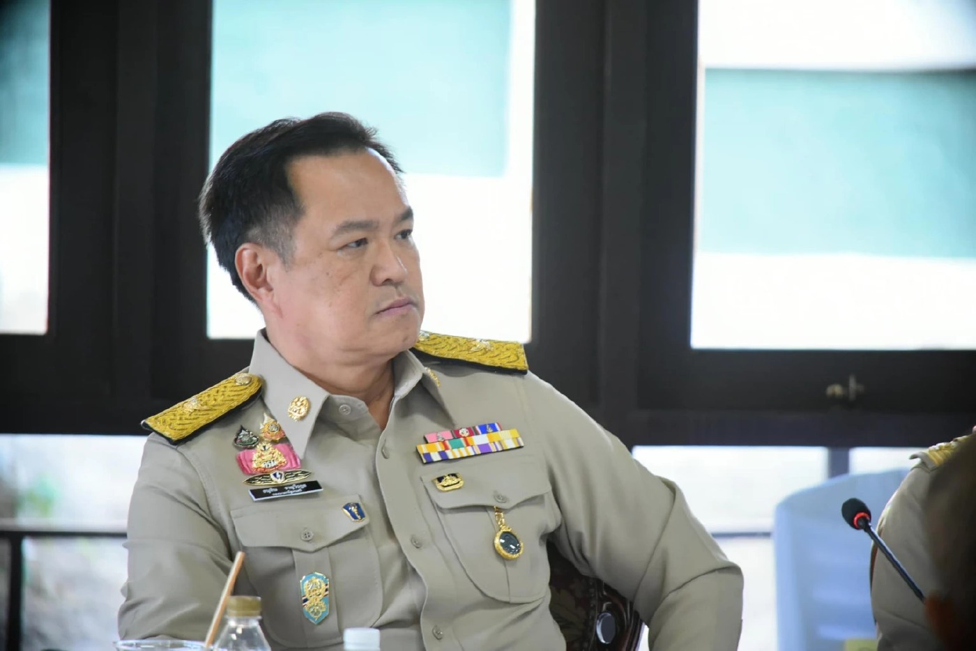 อนุทิน ชาญวีรกูล รองนายกรัฐมนตรี และรมว.มหาดไทย