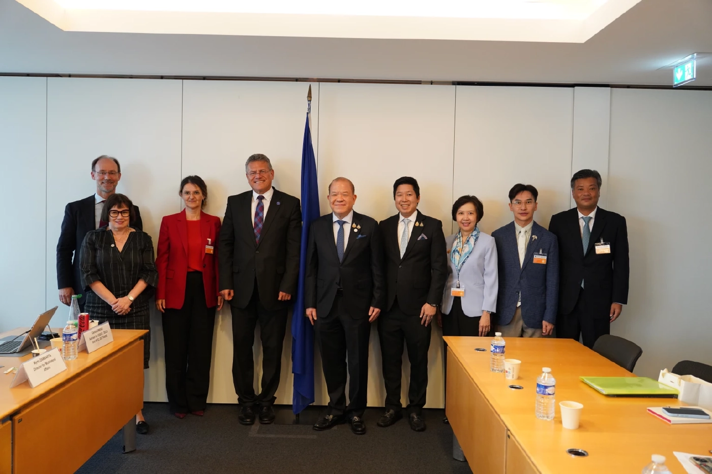 'พิชัย' พบกรรมาธิการยุโรปด้านการค้าฯ เร่งเจรจาปิดดีล FTA