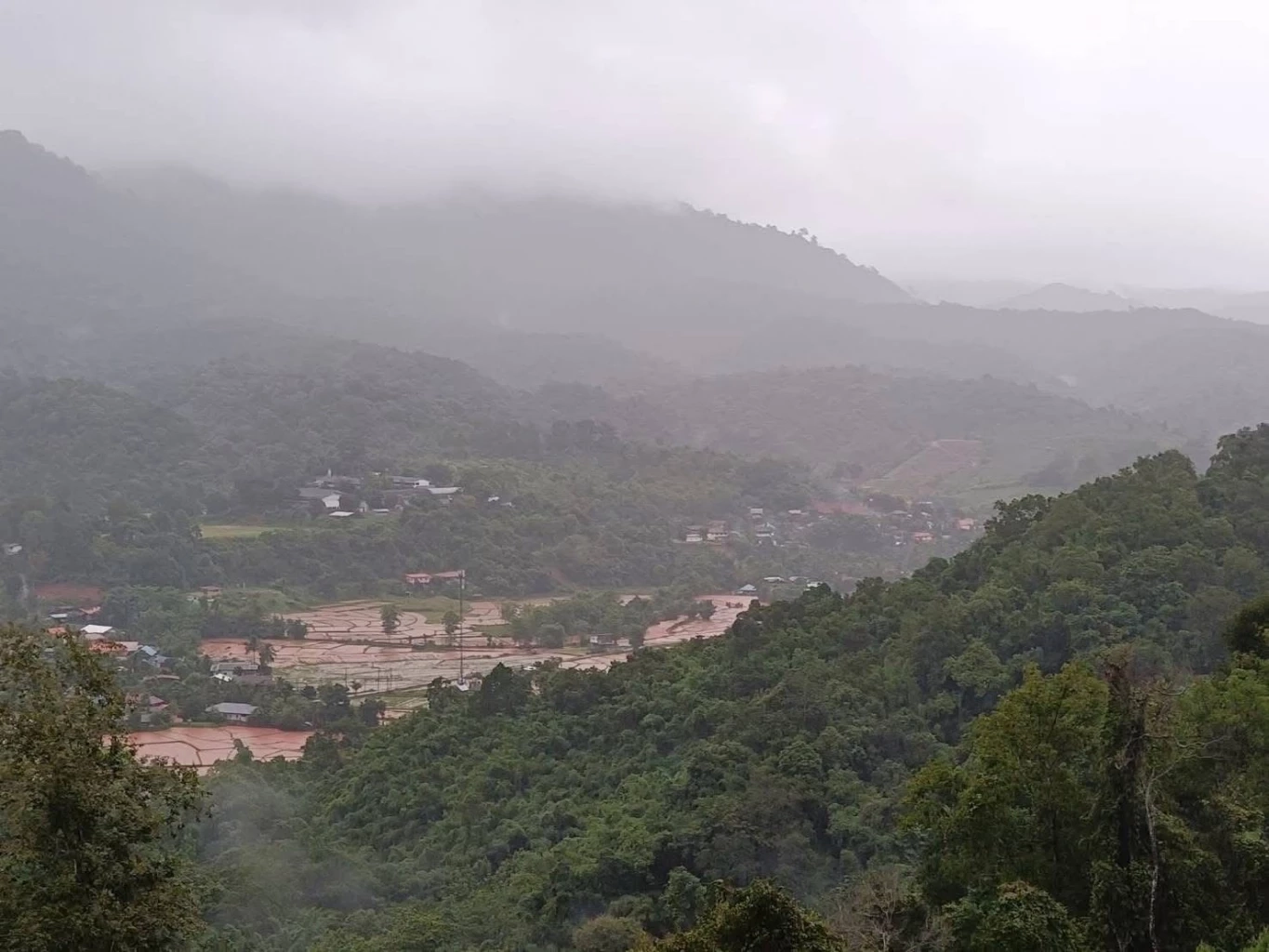 ชลประทานเกาะติดน้ำหลาก หลังฝนถล่มเหนือ-อีสานตอนบน สั่งการชป.ทุกแห่งรับมือ