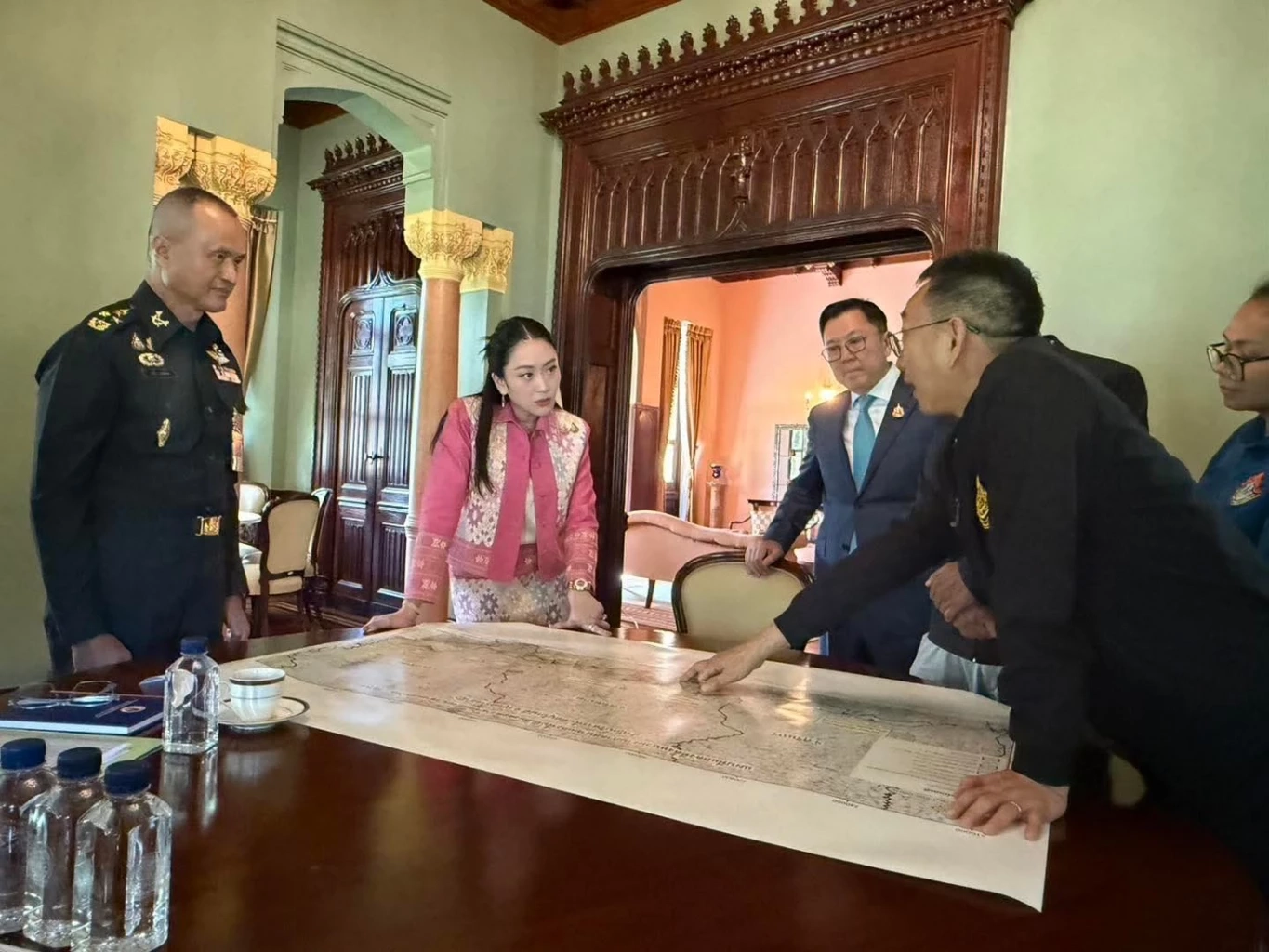 นายกฯ ถกปลัด ทส.-หน.อุทยาน 5 เขตแนวชายแดนแก้ปัญหาบุกรุกป่าสงวน