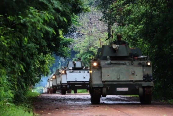 "ภูมิธรรม" ย้ำยึดสันติวิธีเจรจา "ไทย-กัมพูชา" ไม่ใช้อารมณ์ - ลั่น! สงครามเป็นหนทางสุดท้าย