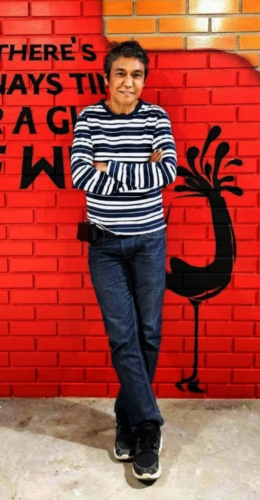 ช็อกวงการบันเทิง! "เอ๋ ไพโรจน์ สังวริบุตร" อดีตพระเอกดัง จากไปอย่างสงบ