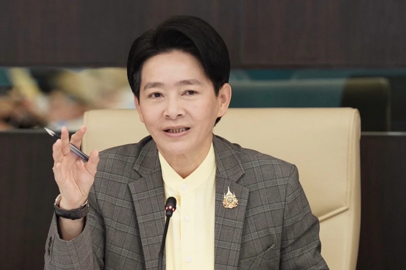 นางสาวอรพินทร์ เพชรทัต เลขานุการรัฐมนตรีว่าการกระทรวงพลังงาน