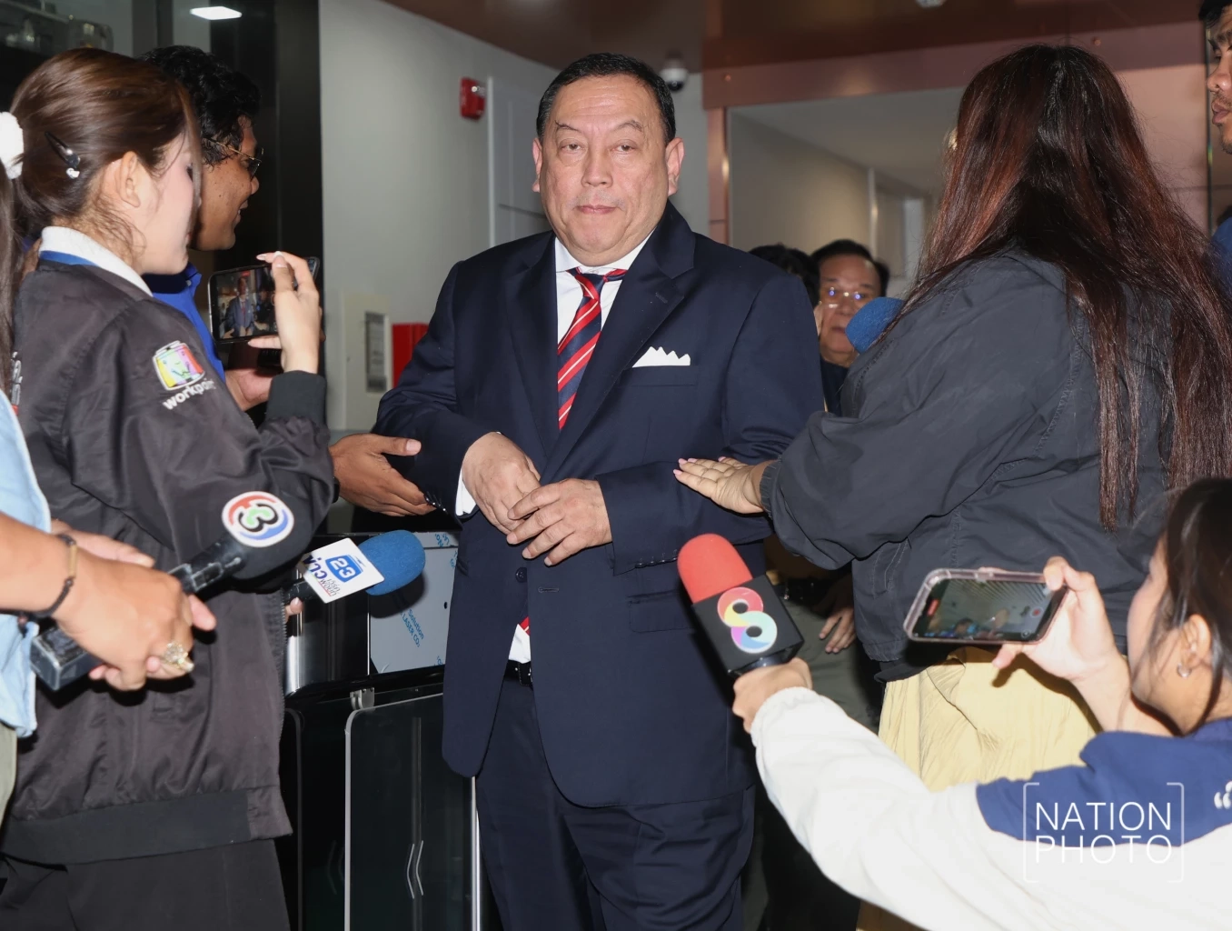 นายจุติ ไกรฤกษ์ สส.บัญชีรายชื่อ รองหัวหน้าพรรครวมไทยสร้างชาติ (รทสช.) 