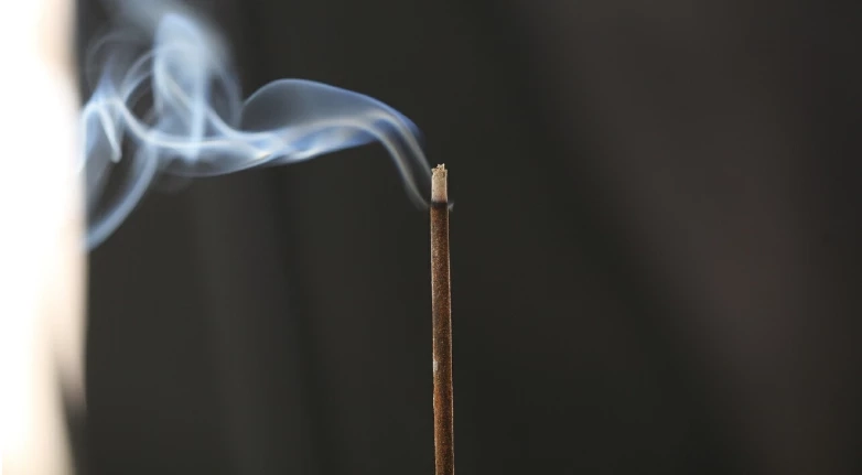 อาวุธไม่ต้องคุณไสยก็มา! เปิดรายชื่อ "หมอผีเมืองไทย" ปราบเก่งจนวิญญาณเฮี้ยนยังต้องหนี หลัง"หมอผีกัมพูชา" สาป "มทภ.2"