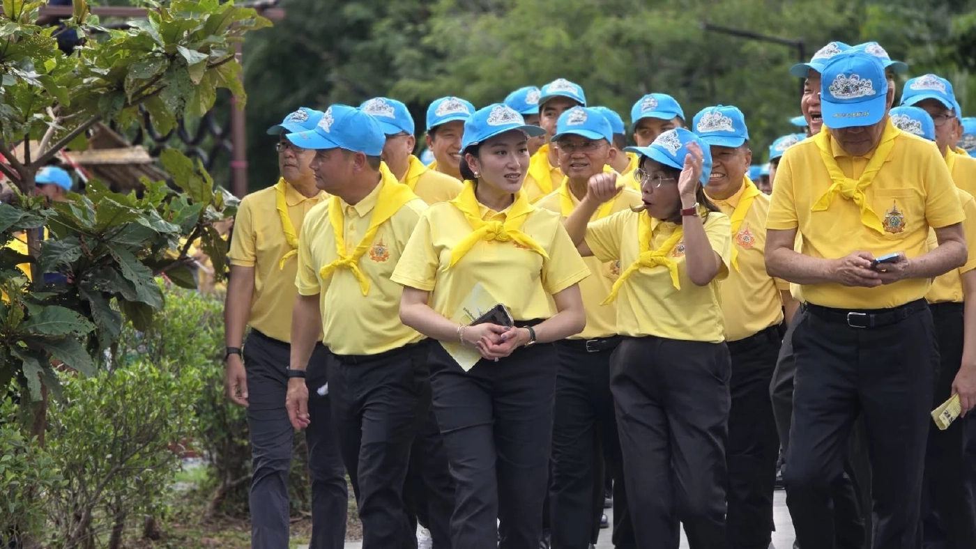 นายกฯ ดูงานศูนย์ฝึกโรงเรียนจิตอาสา904 สีหน้าผ่อนคลายมากขึ้น