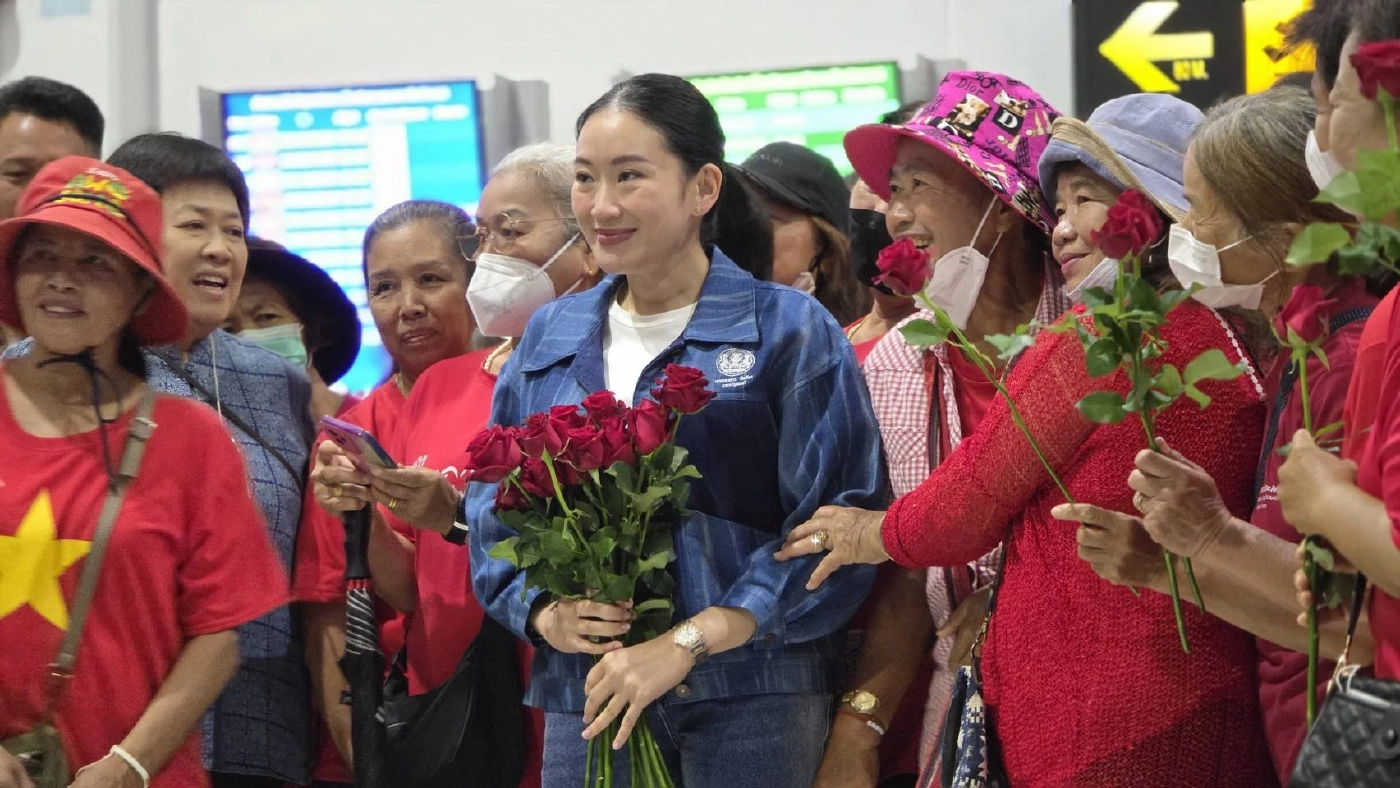 "นายกฯ" ลงพื้นที่เชียงราย​ ให้กำลังใจมอบถุงยังชีพ​ ยันรัฐบาลไม่ละเลยประชาชน