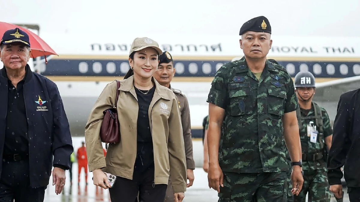 \"กองทัพบก\" ขึ้นจอ LED โชว์ภาพข้อความให้กำลังใจแม่ทัพภาคที่ 2