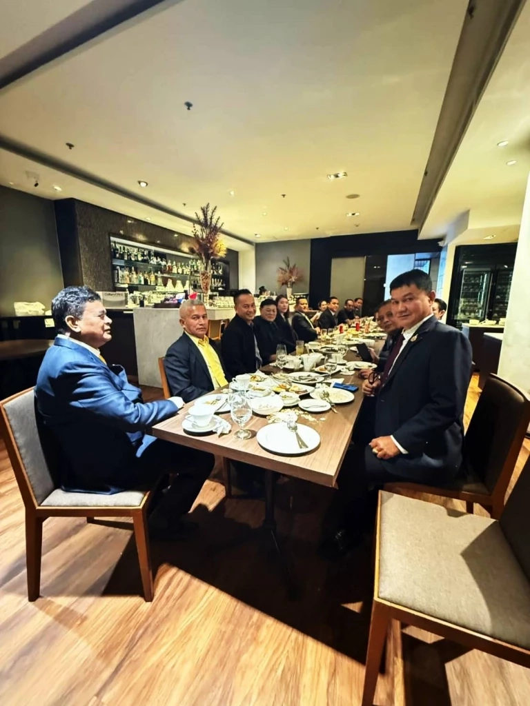 เปิดเบื้องลึกงานเลี้ยง "ระดมพล สส." - "รทสช." ส่อแตก!