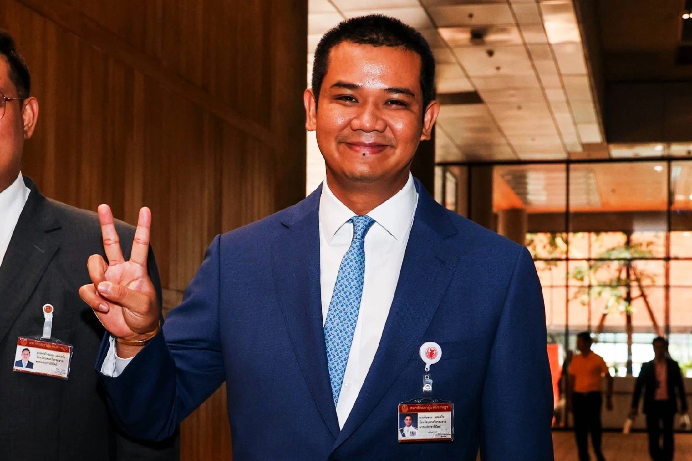 "ปชป." สยบข่าวฝุ่นตลบ ยันไร้ชื่อ "วุฒิพงษ์" นั่ง รมต.