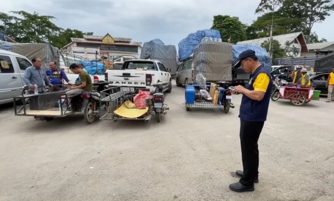 ด่านชายแดน จันทบุรี วุ่น \"กัมพูชา\" ปิดด่านกะทันหัน รถตกค้างเพียบ