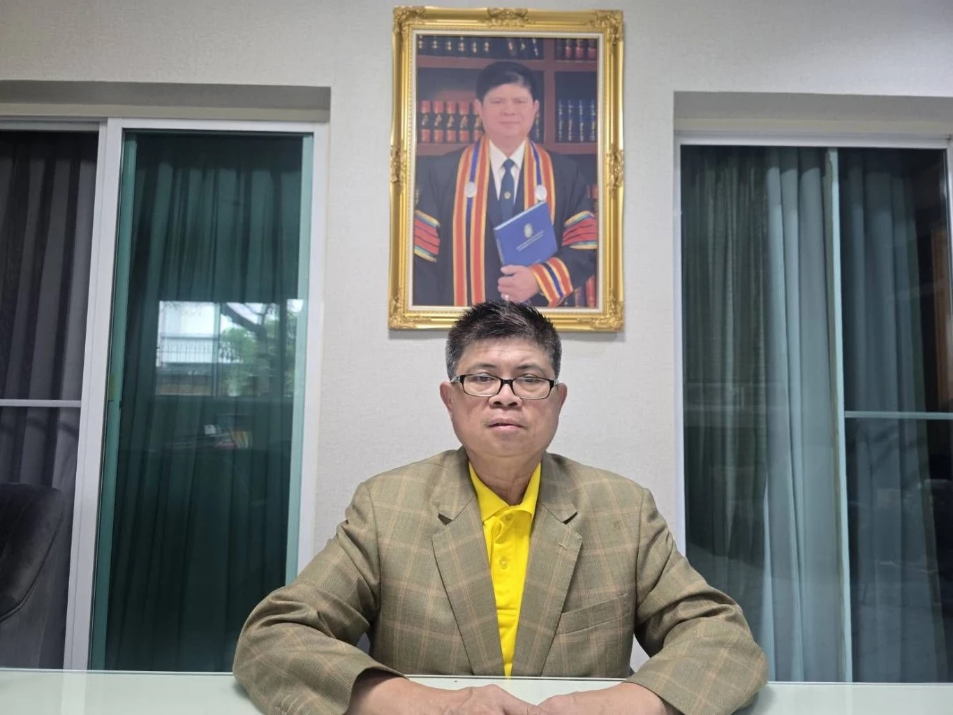 นายเสกสกล อัตถาวงศ์ หรือ “แรมโบ้”