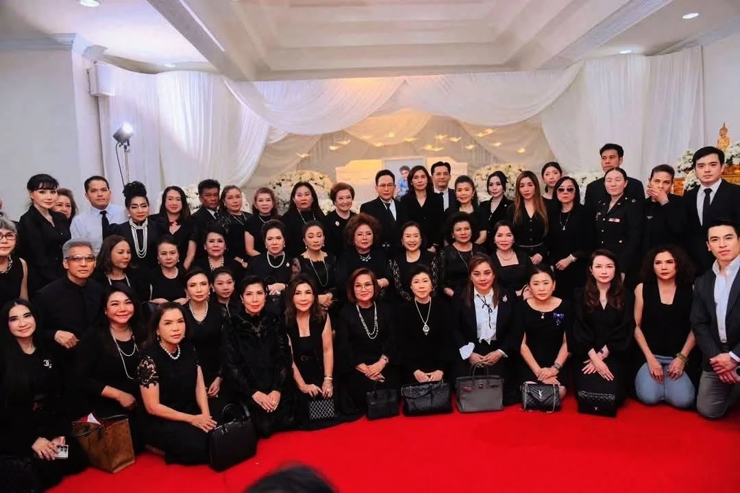 คนบันเทิง แห่ร่วมอาลัย "ไพโรจน์ สังวริบุตร" อดีตพระเอกดัง