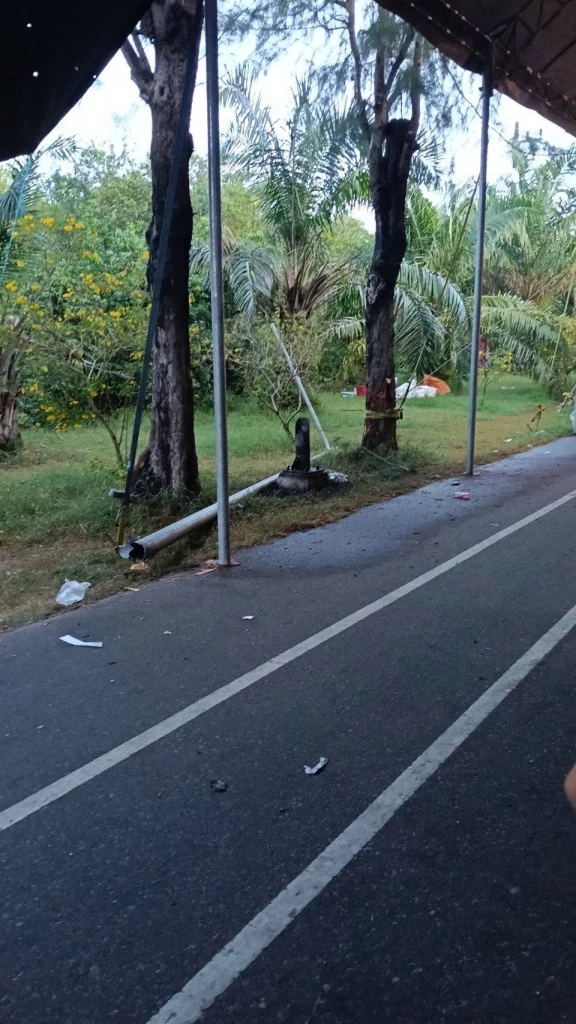 ลอบวางระเบิด งานกาชาดเมืองปัตตานี แม่ค้า-ตำรวจ ได้รับบาดเจ็บ