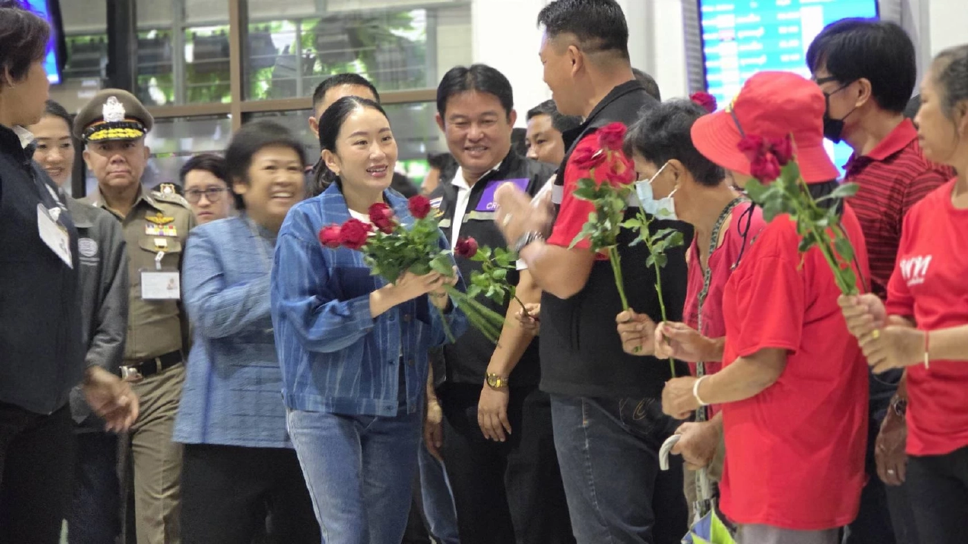 "นายกฯ" ลงพื้นที่เชียงราย​ ให้กำลังใจมอบถุงยังชีพ​ ยันรัฐบาลไม่ละเลยประชาชน