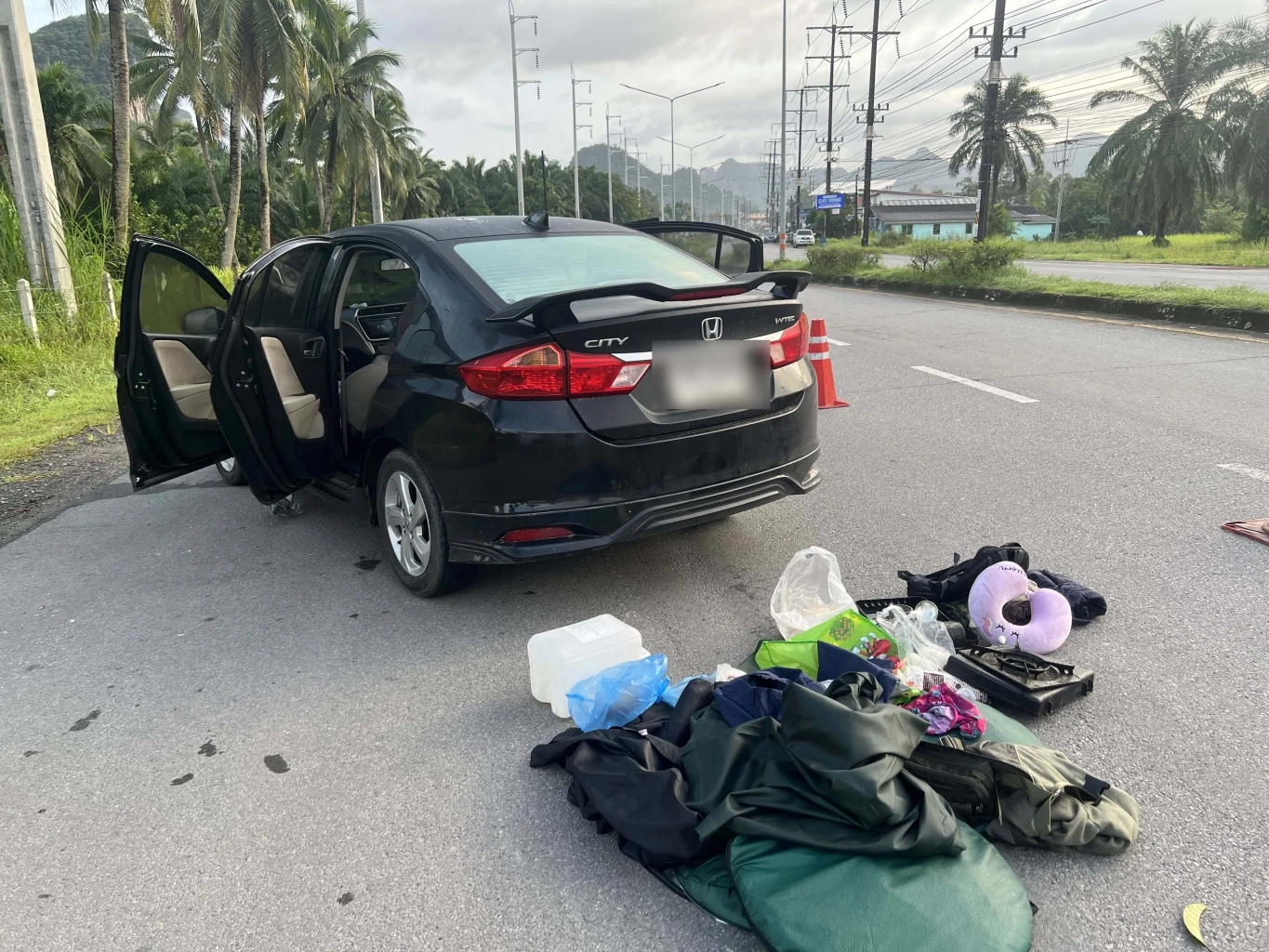 ด่วน! รวบ 2 หนุ่มปัตตานี ซุกวัตถุคล้ายบอมบ์ มุ่งหน้าภูเก็ต