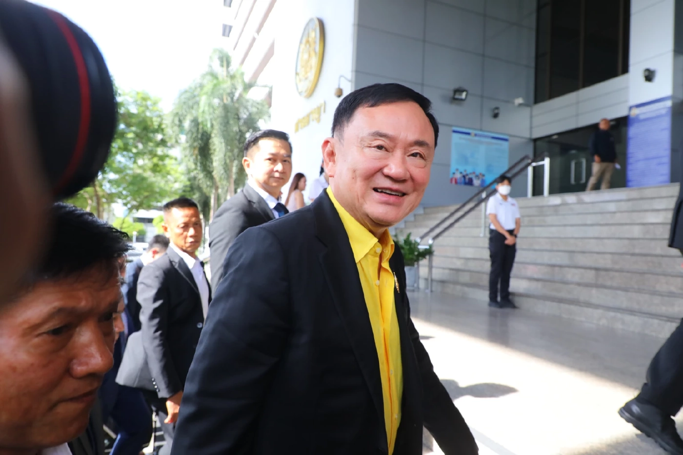 ศาลสั่งคุมเข้ม พิจารณาปมชั้น 14 จับตามีคำสั่งอย่างไรกับ ”ทักษิณ”